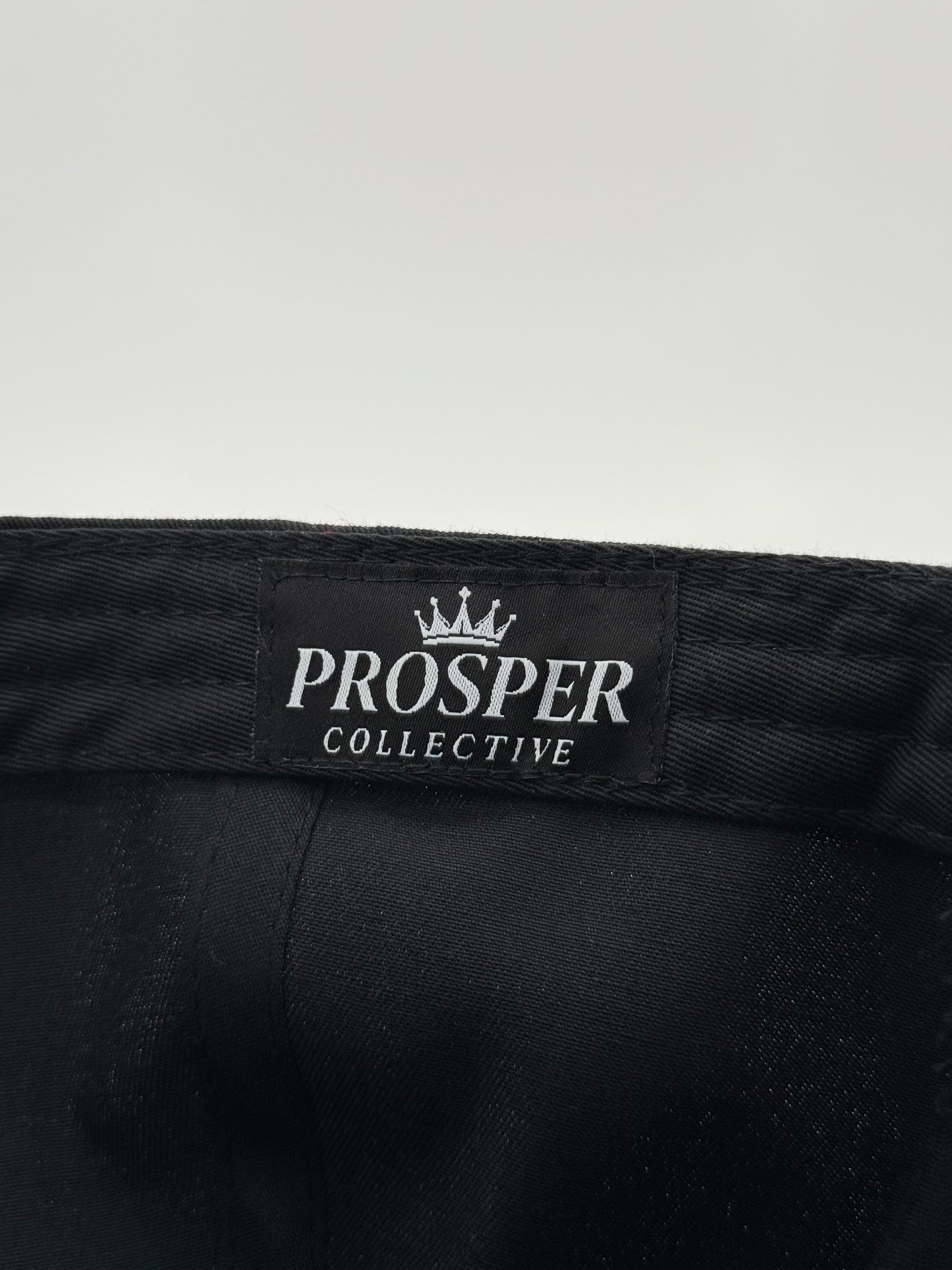 Crowned ‘P’ | Black