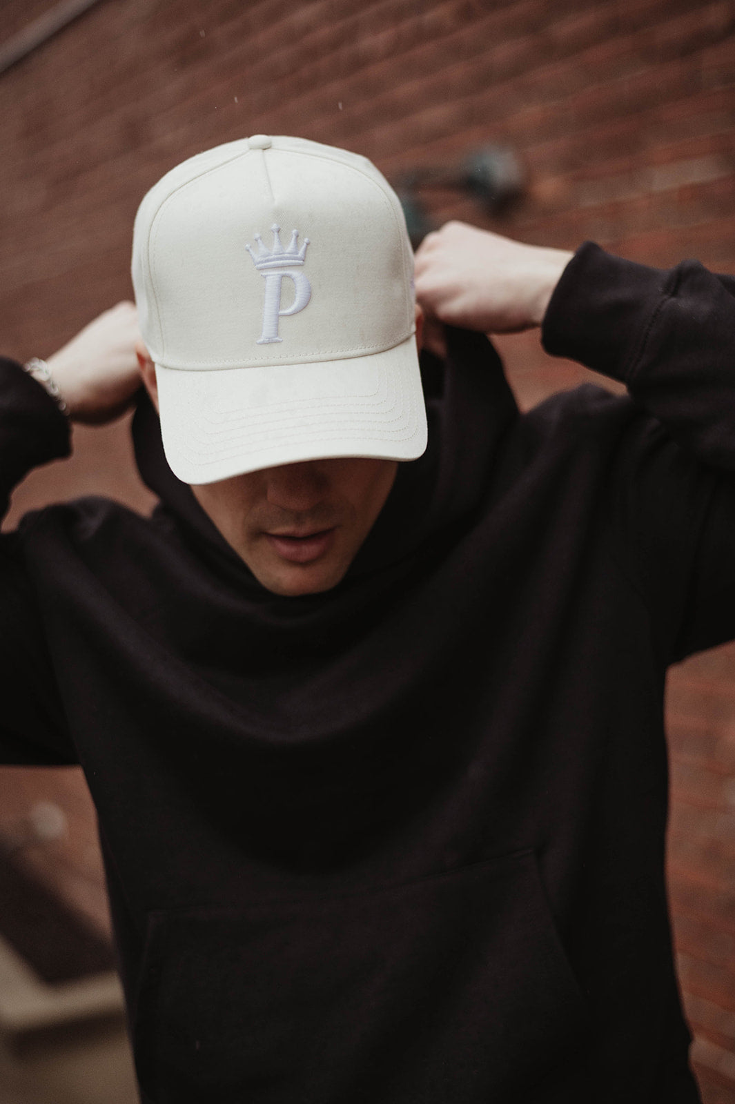 Crowned ‘P’ | Cream