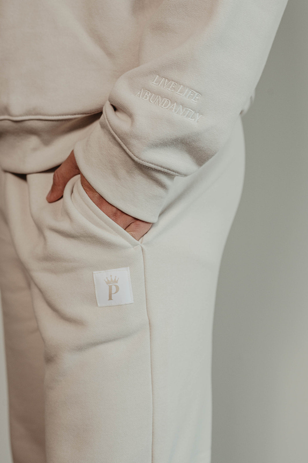 Essential Sweatpant